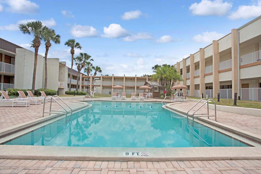Days Inn & Suites By Wyndham Clermont Facilidades foto