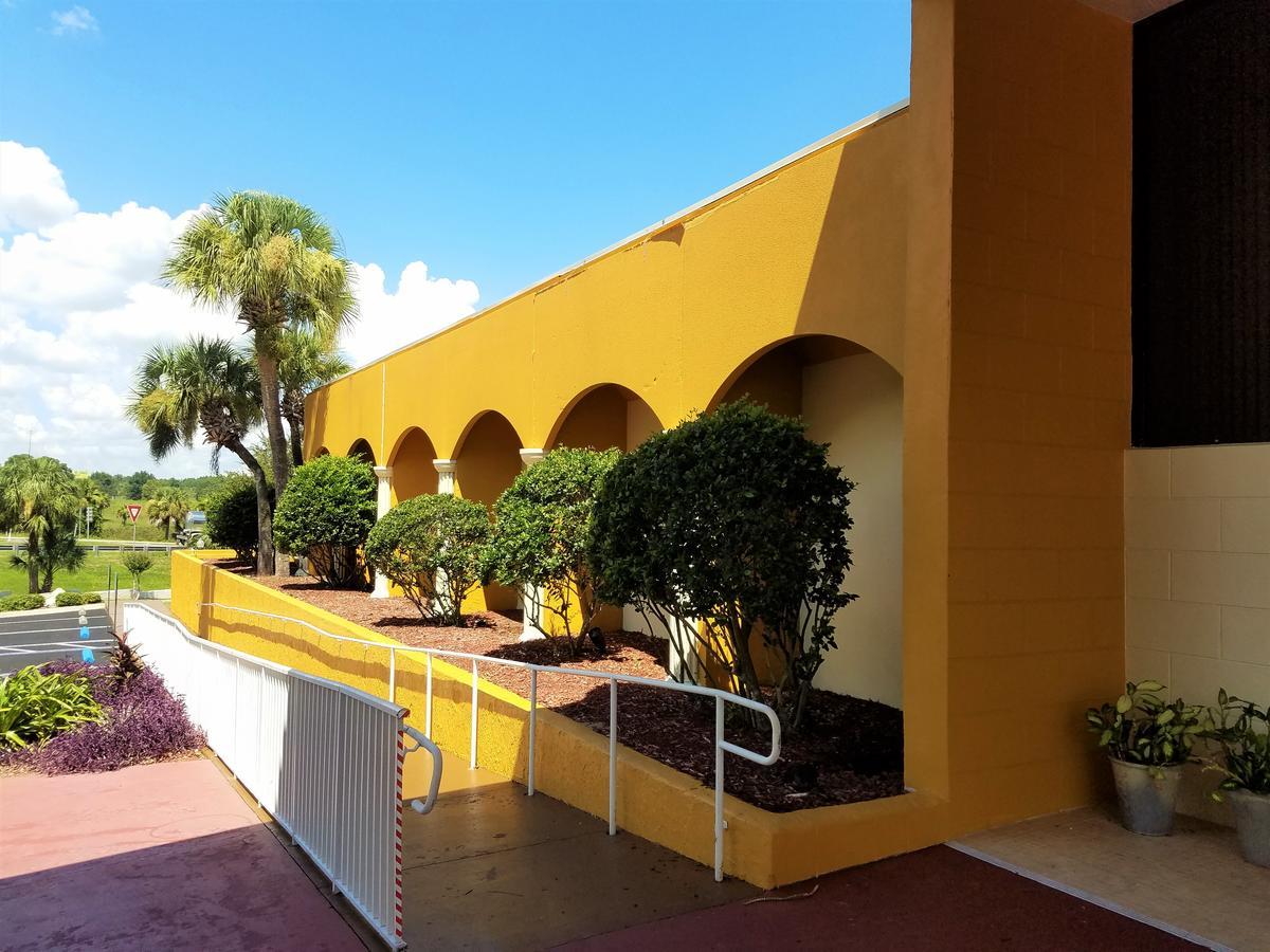 Days Inn & Suites By Wyndham Clermont Exterior foto